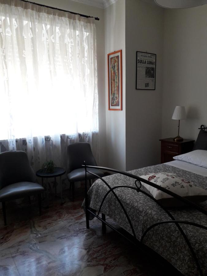 B&B A Spasso Per Torino 외부 사진